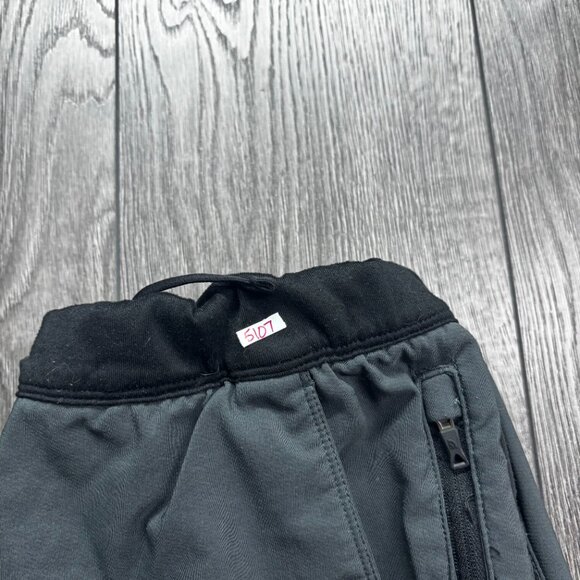 The North Face Grey Shorts Mens Medium 3M Reflective Jogging - Picture 9 of 9